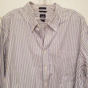 GAP mens button down